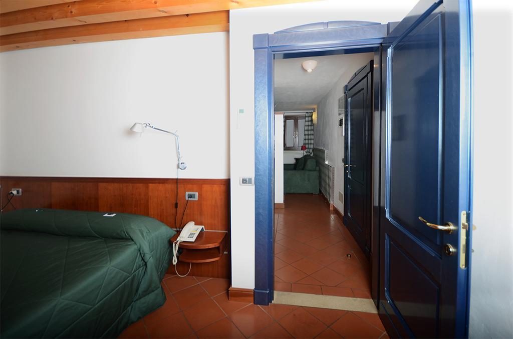 Hotel Dolcemela Ferrara Zimmer foto