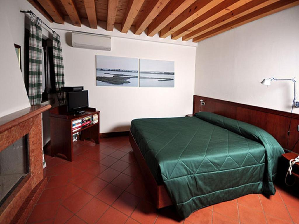Hotel Dolcemela Ferrara Zimmer foto